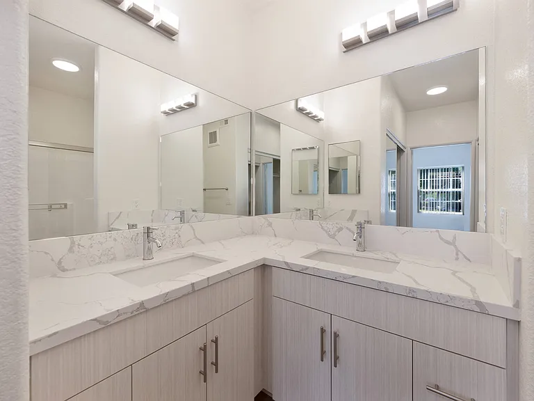 The Landing at Ocean View Hills — Photo 12