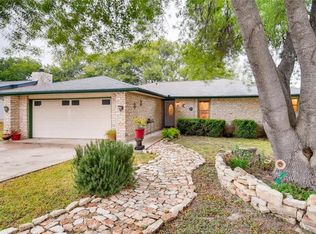 704 Windsor Rd, Round Rock, TX 78664