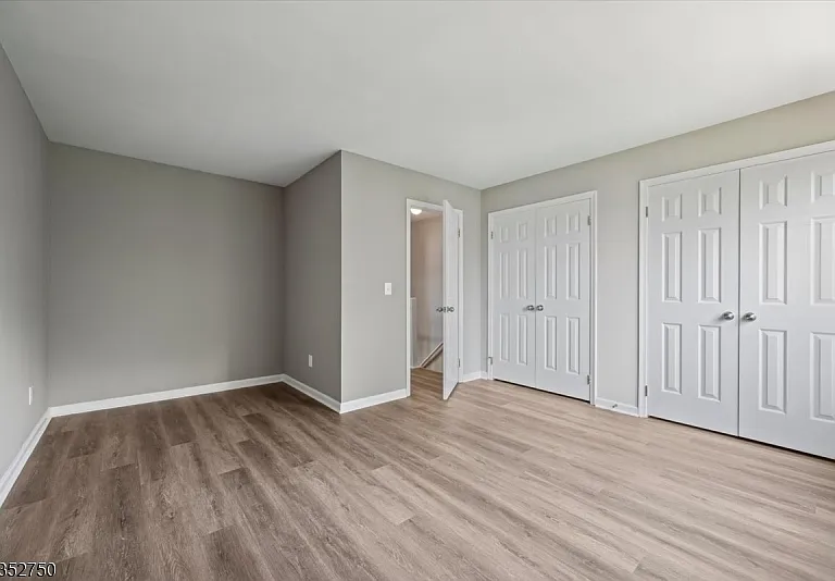 907 Wetherburn Ct — Photo 19