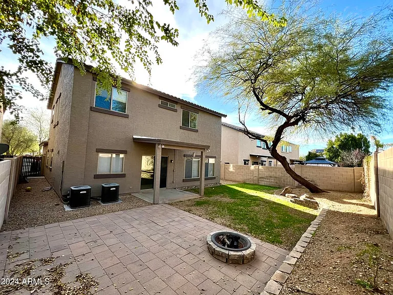2414 W Hunter Ct — Photo 13