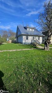 545 Garfield Ave, Farnhamville, IA, 50538