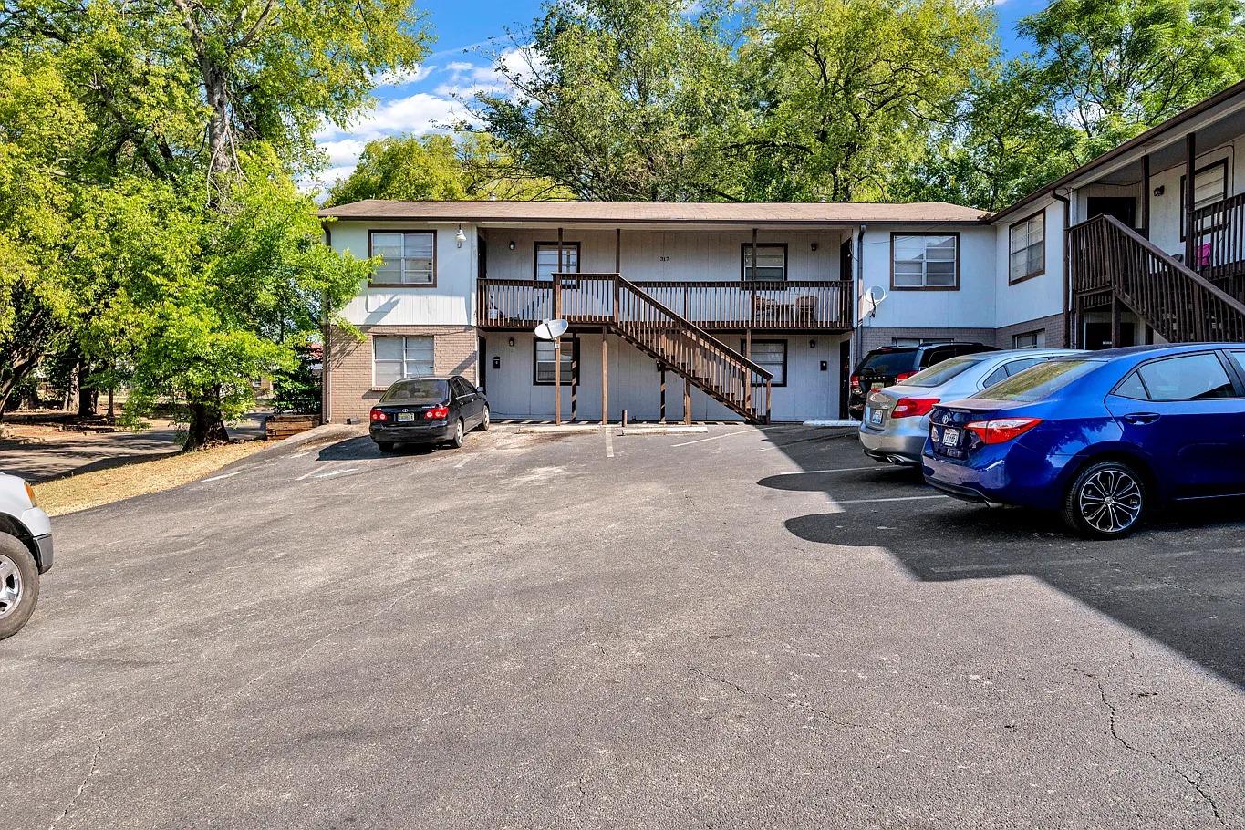 2 bed, 850 sqft, $750 — Photo 3