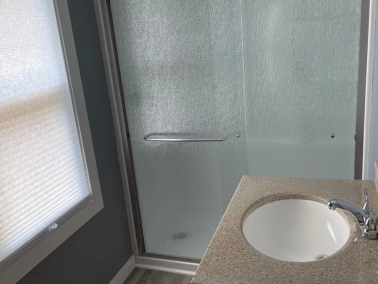 608 Sarah Street2nd Floor Apartment — Photo 4