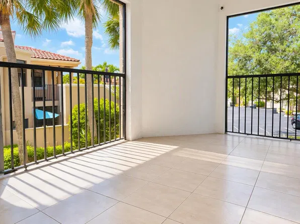 6606 Villa Sonrisa Dr, Boca Raton, FL