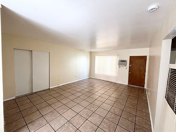 4th image of 1435 S Park Ave APT A