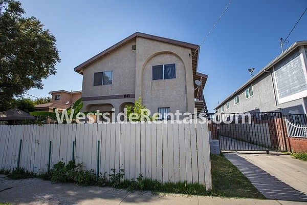 1st image of 1563 W 205th St