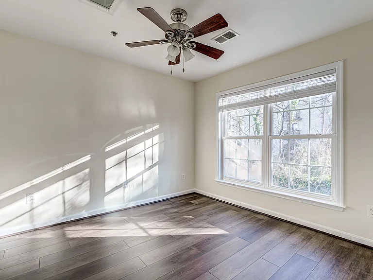 7119 Mason Grove Ct — Photo 11