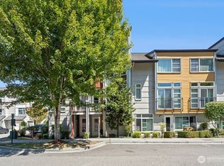 15107 NE 81st Way #102, Redmond, WA