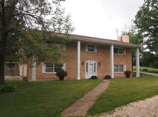 9 Peery Rd, Wellsville, MO 63384