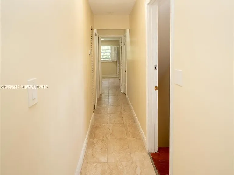 5613 Pierce St — Photo 33