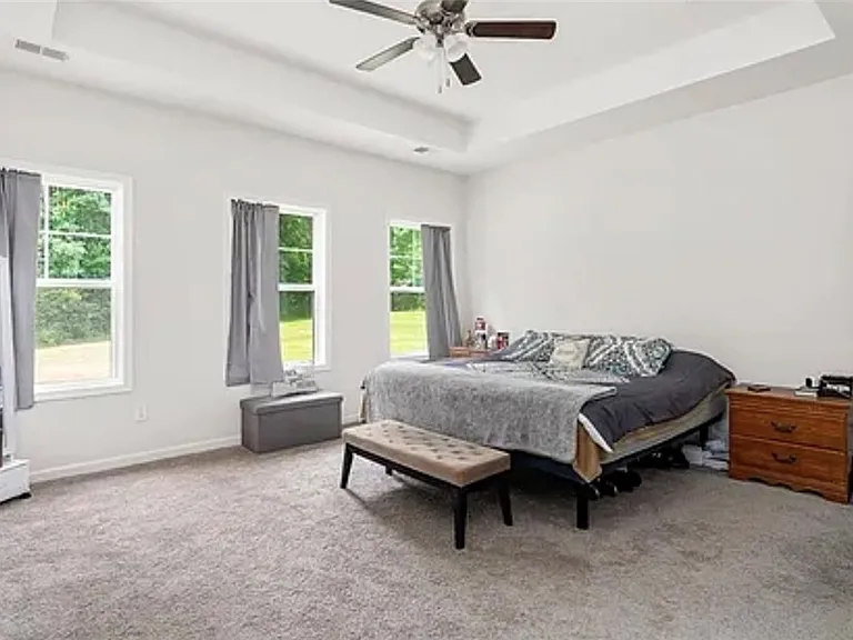 490 Twin View Dr — Photo 13