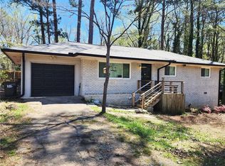 3158 Cloverhurst Dr, East Pt, GA 30344