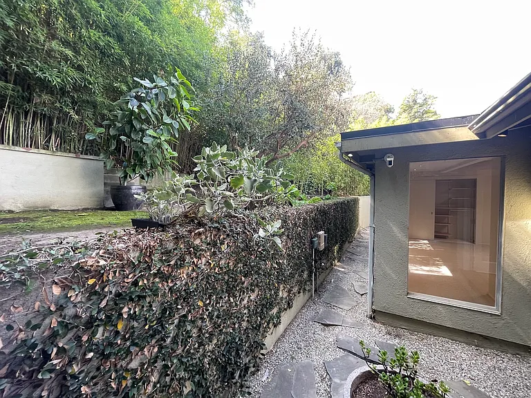 Canyon Oak Dr — Photo 11