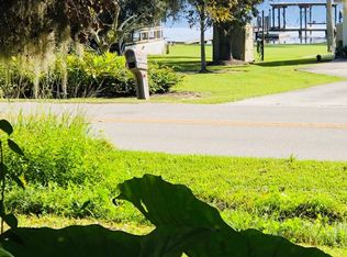 102 Possum Hollow Rd, Georgetown, FL 32139