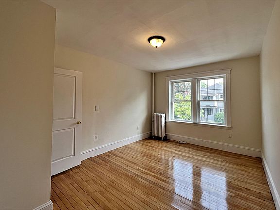 5th image of 269 Huron Ave #14