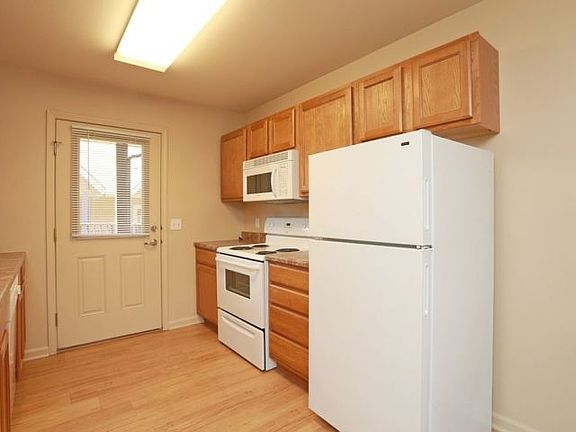 4th image of 4301 King Ave #See