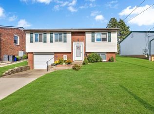 1517 Porter St, Conway, PA 15027