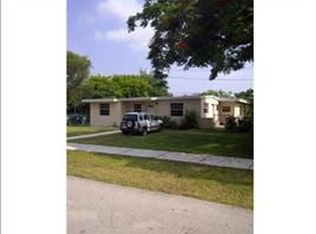 10041 SW 43rd St, Miami, FL 33165