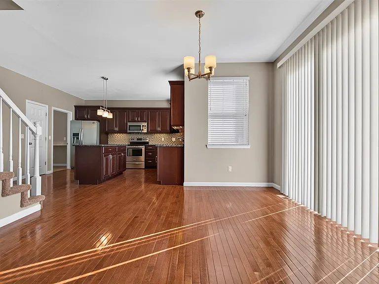 699 Bay Pointe Dr — Photo 14