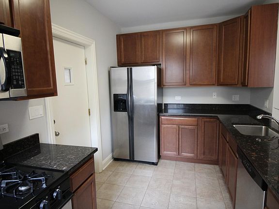 Modern Kitchen with SS Appliances