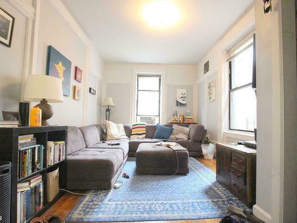 1st image of 201 W 108th St #52