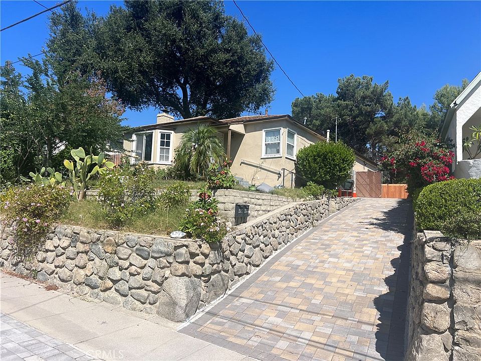 1st image of 2395 Mayfield Ave