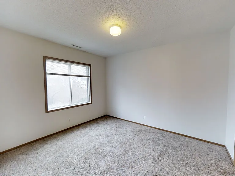 245 Sinclair Ave — Photo 16
