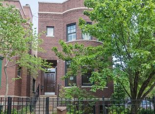 2723 N Hermitage Ave, Chicago, IL 60614