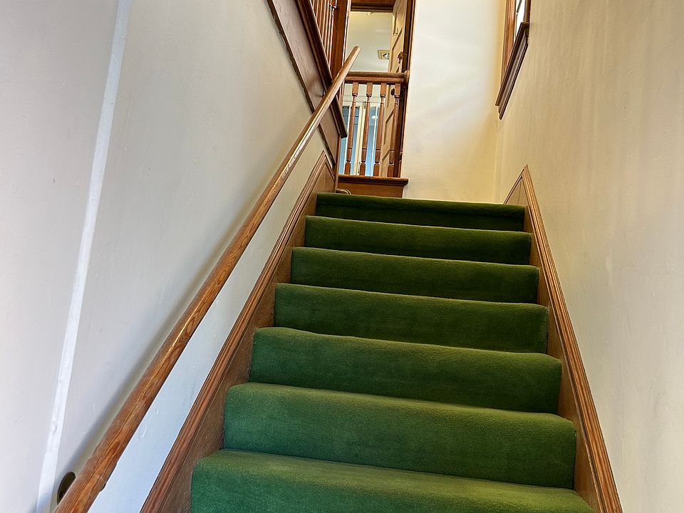 Stairs Up