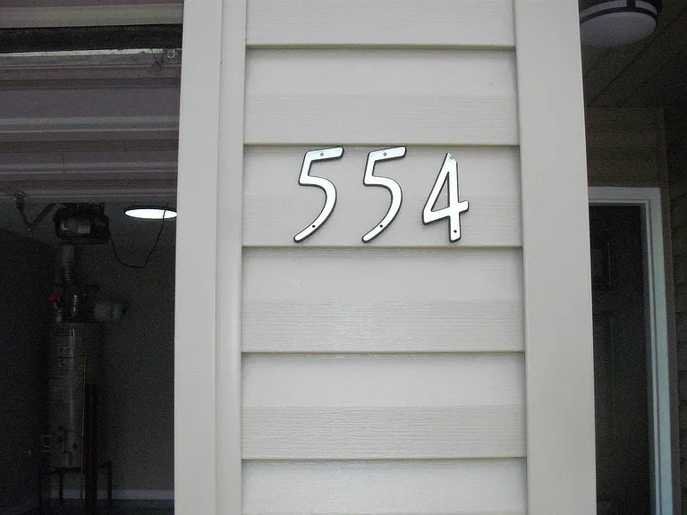 554 Cahaba Manor Dr — Photo 2