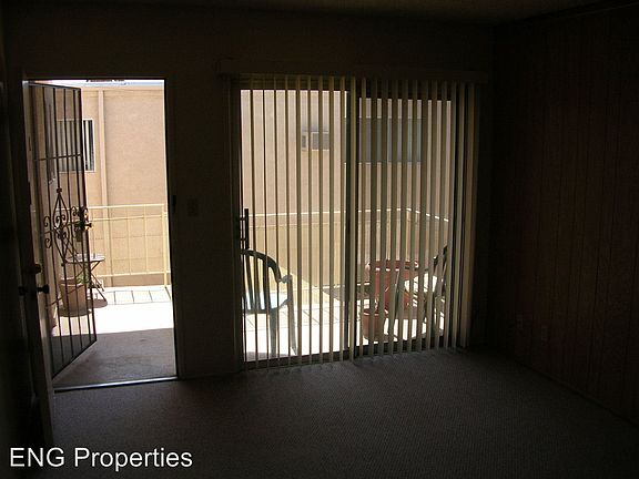 3rd image of 4557 Bancroft St APT 6