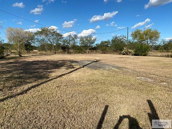 2nd image of 3621 Fm 802