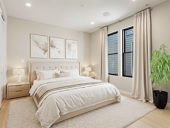3rd image of 340 W 2nd St #17