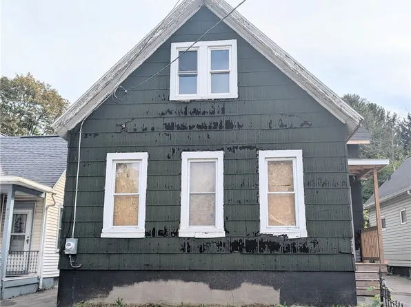 42 Roth St, Rochester, NY 14621