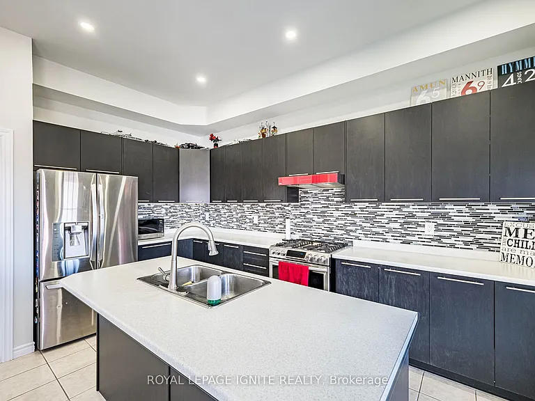 18 Monkton Cir — Photo 18