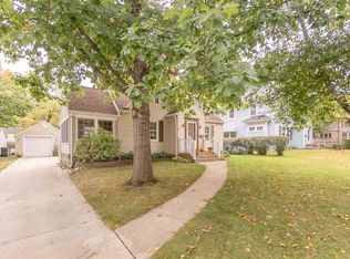 318 Prospect Ave, Waterloo, IA 50703