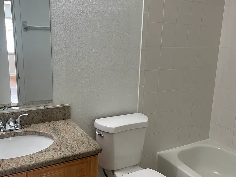 3718 W Bay Ave #A — Photo 5