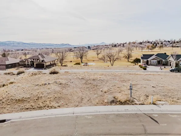 207 Palmers Ct, Elko, NV 89801