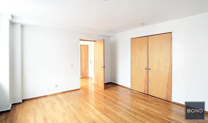 Rented by Bond New York | media 25