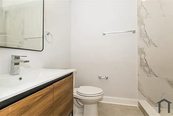 953 Belmont Ave — Photo 5