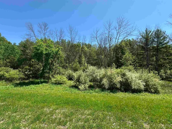 Hillcrest Dr #2, Oneida, WI 54155