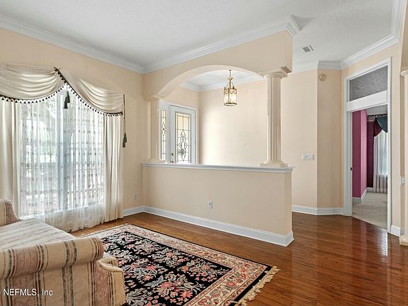 5th image of 4261 VIA VALENCIA Circle