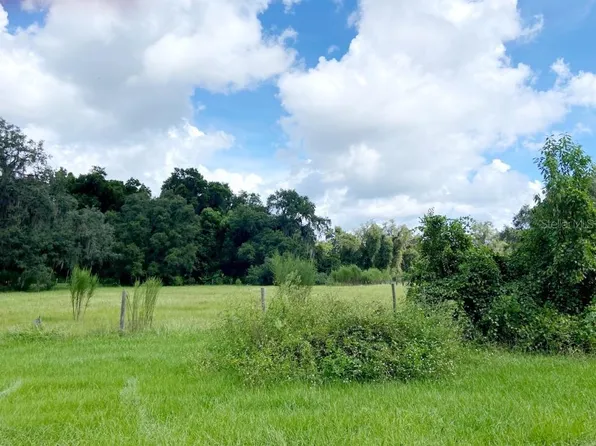 Coit Rd, Dade City, FL 33523
