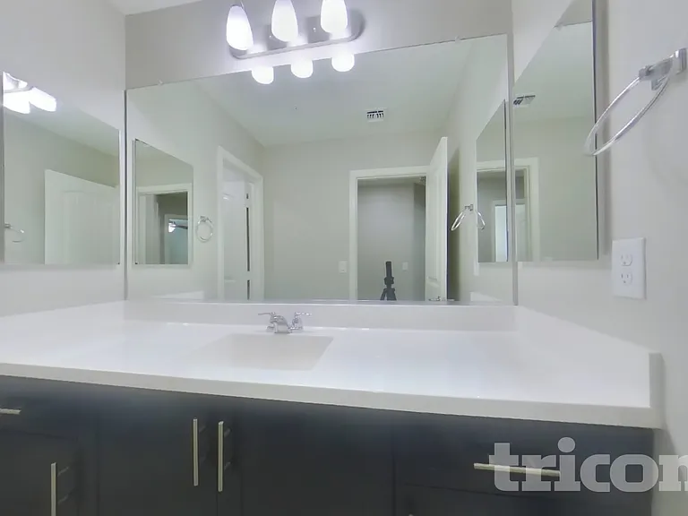 12541 W Hummingbird Ter — Photo 13