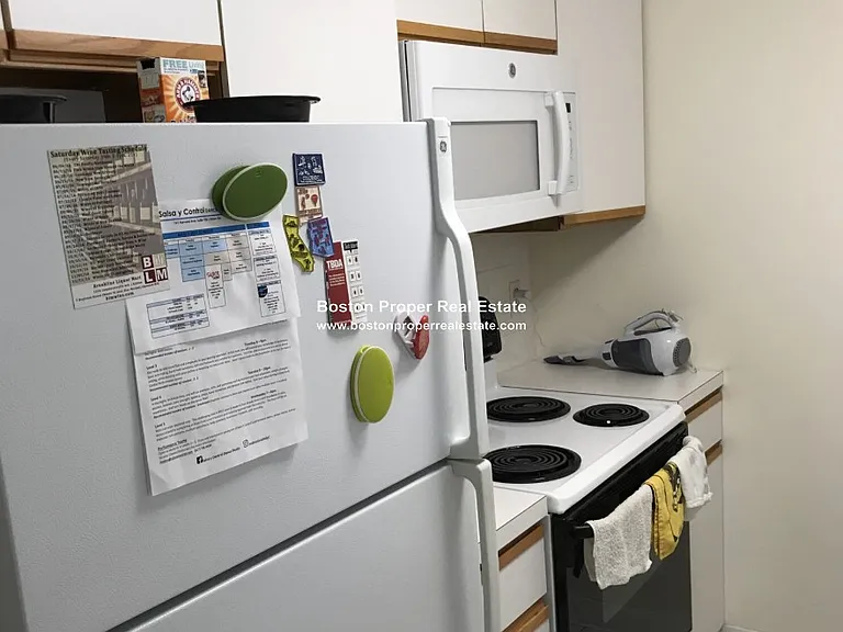 1933 Commonwealth Ave #611 — Photo 9