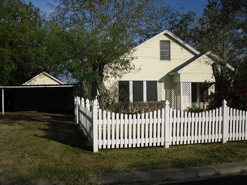 1st image of 565 N Jefferson St