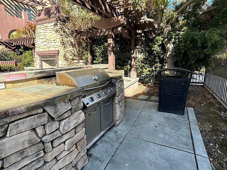 1266 Avenida Benito — Photo 29
