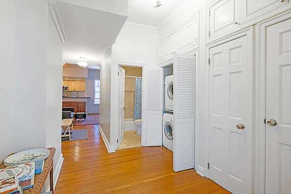 Rented by R New York | media 12