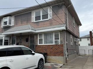 4635 Union St, Flushing, NY 11355