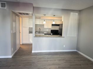6449 Casada Way APT 17, Las Vegas, NV 89107
